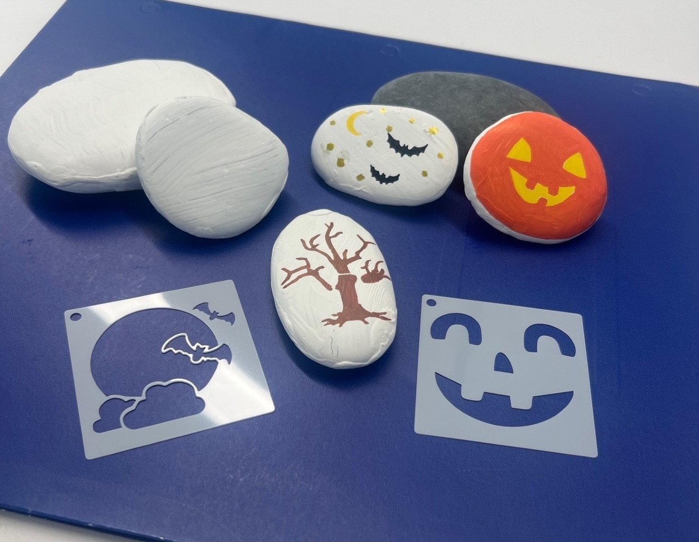 Painted rocks for Halloween