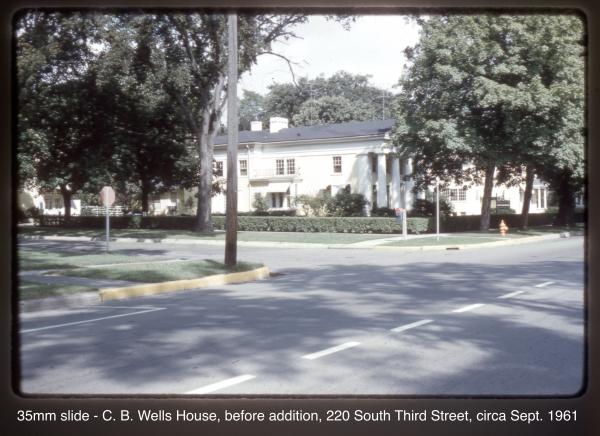 35mm slide image of C.B. Wells House, before addition, 220 South Third Street, September 1961